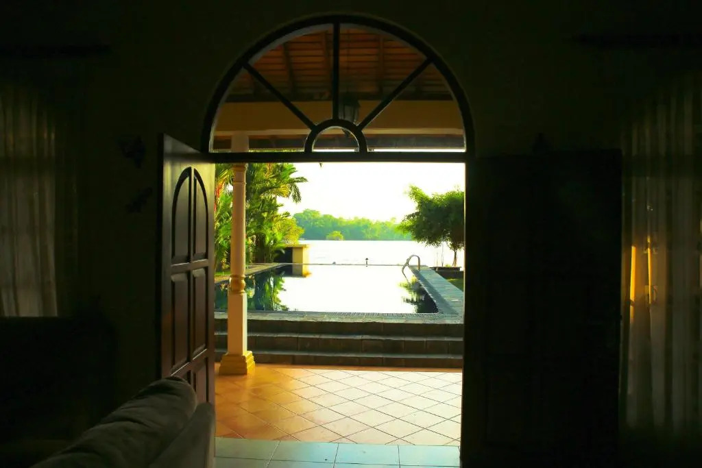 Bentota River Villa