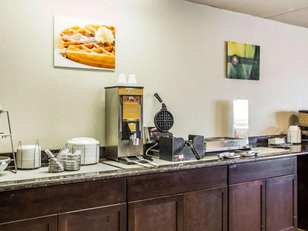Comfort Inn & Suites Wyomissing-Reading
