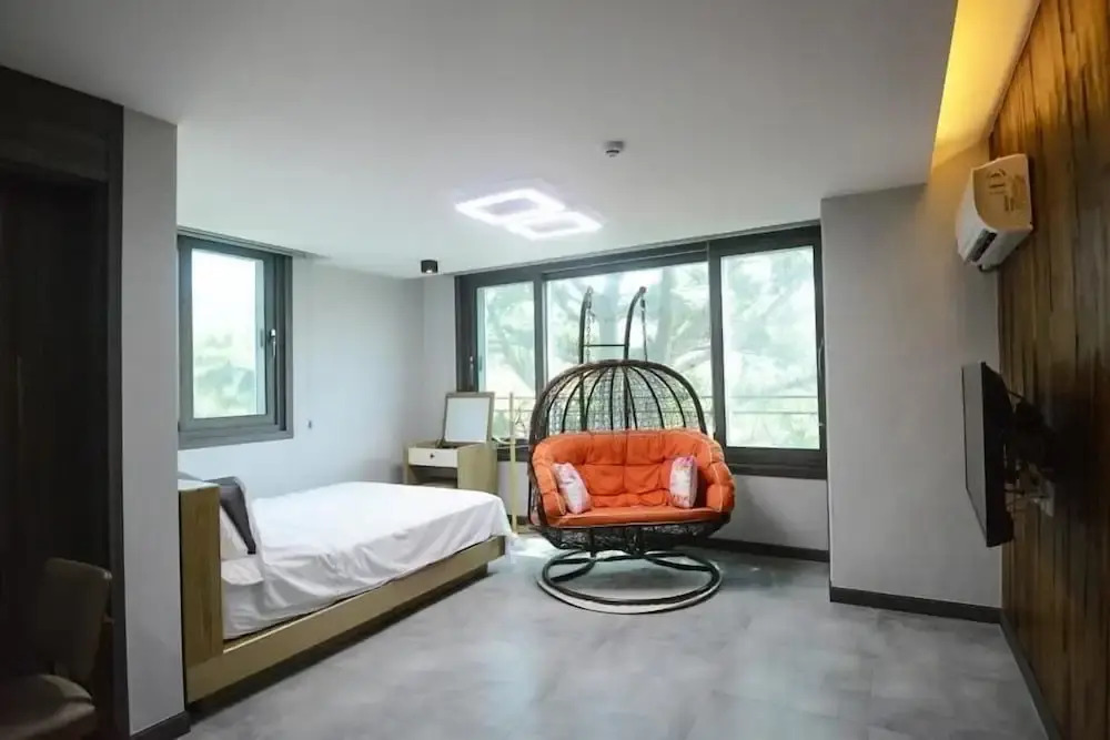 Geojedo Wahyeon Beach Pension