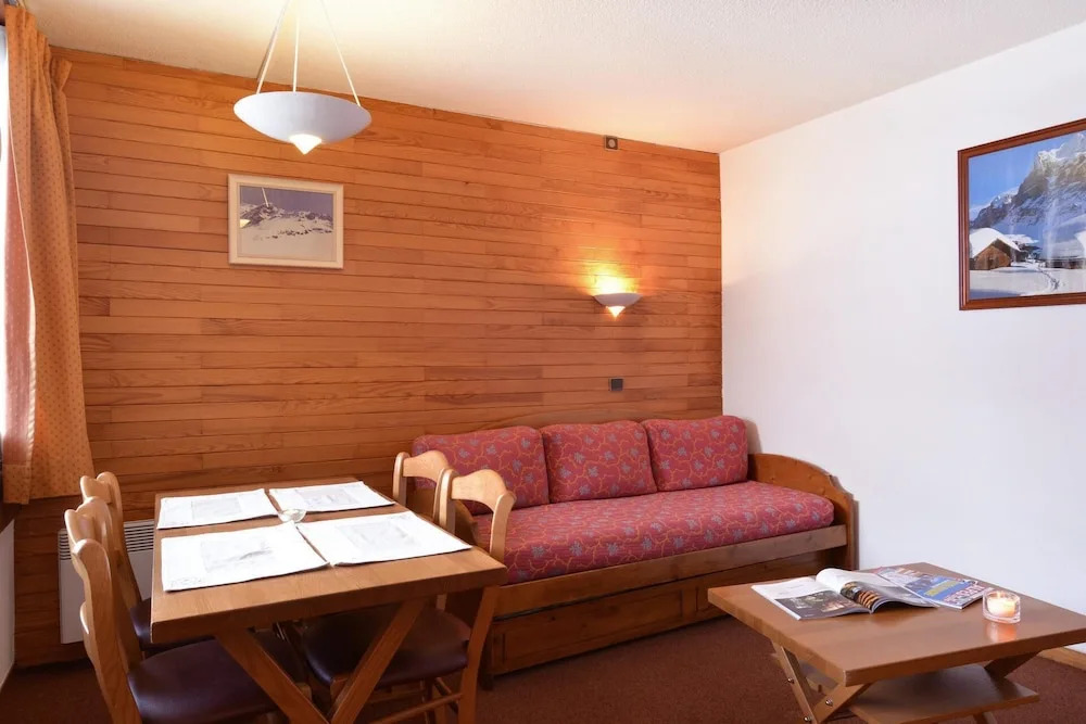 Residence Saintjacques Two-room Apartment in the Resort Center for 5 People, 35 m2 Cb54