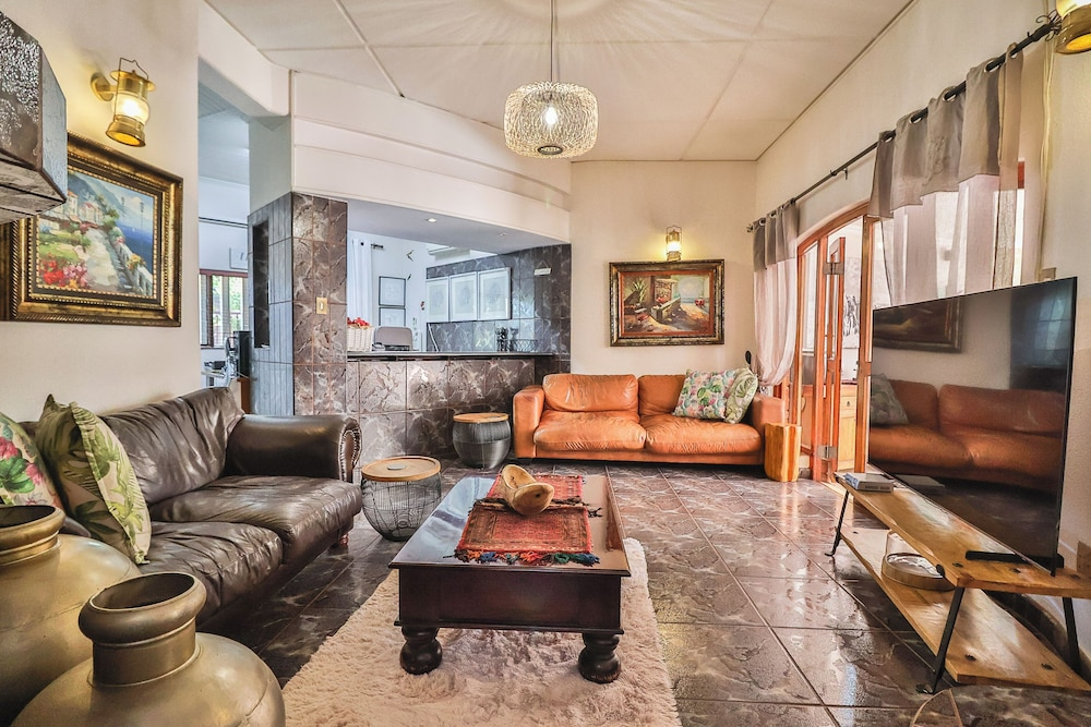 Cascade Villa Guesthouse