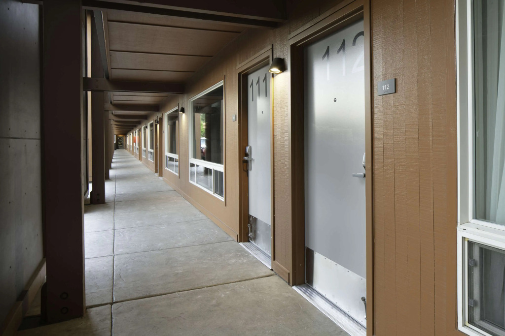 Waypoint Hotel