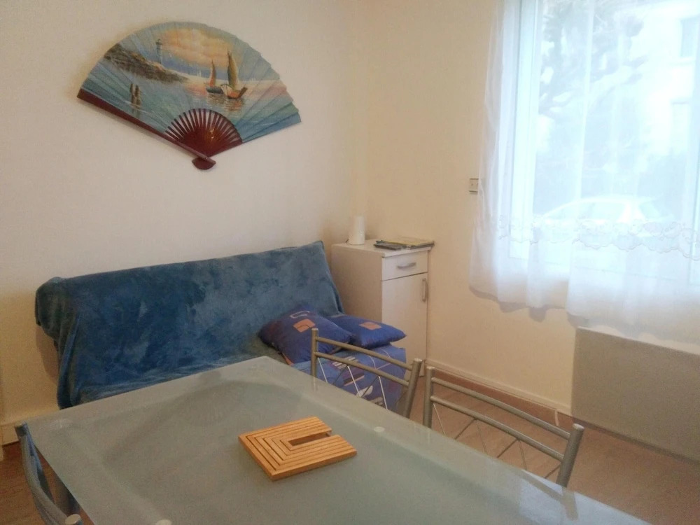 Apartment With one Bedroom in Jonzac, With Terrace and Wifi
