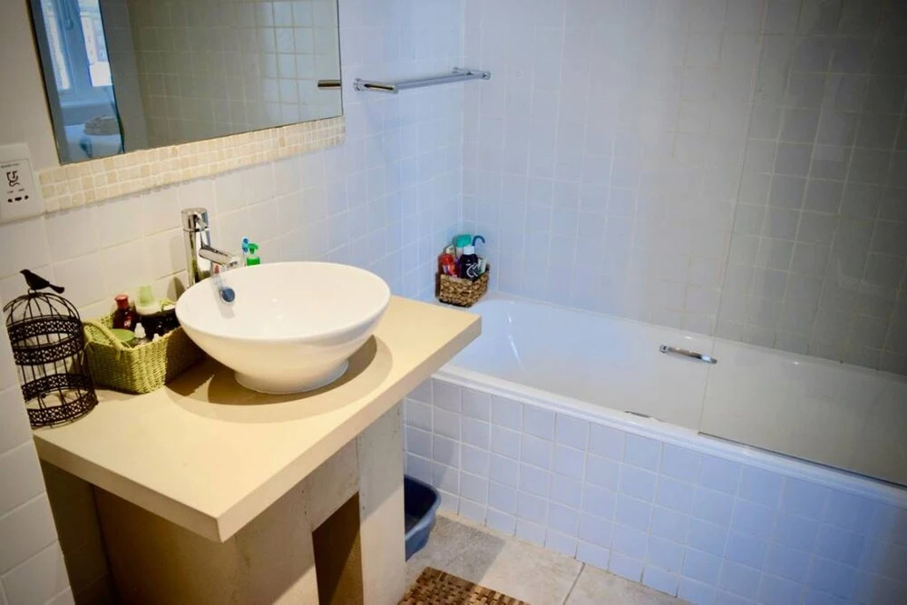 2 Bedroom Designer Apartment In Cape Town City Centre