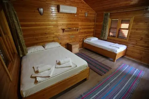 Ugur Pansiyon Bungalows