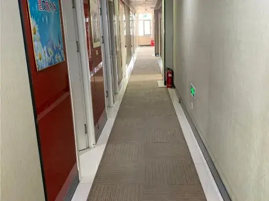 Homeinn Pebble Hotel (Xiong'an Rongcheng Baiyangdian High-speed Railway Station)
