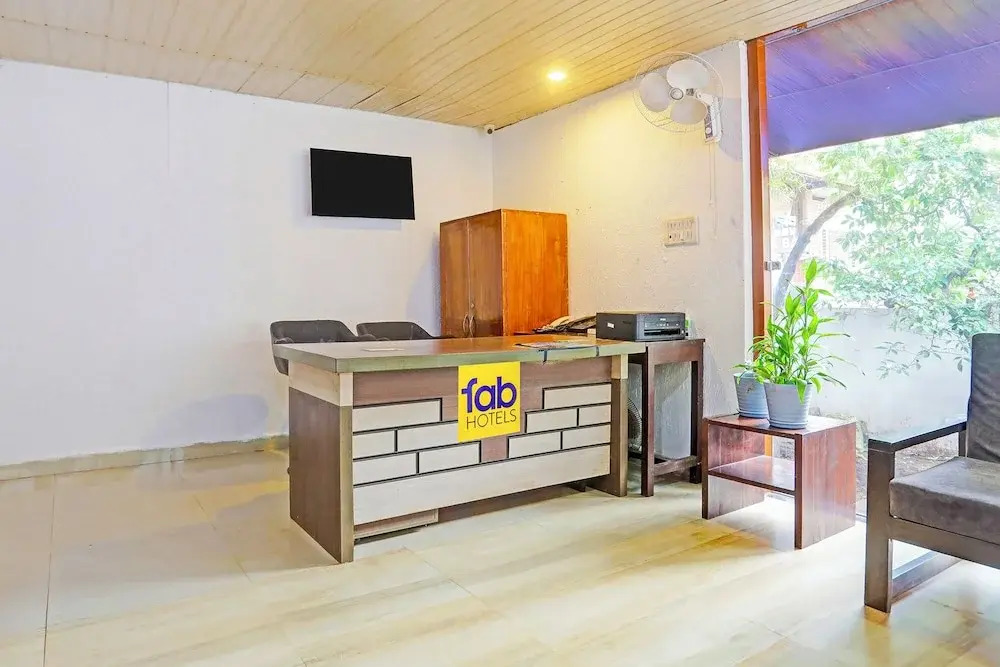 FabHotel 22 Squares Living Spaces - Nr Calangute Beach