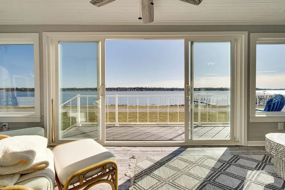 Waterfront Buckeye Lake Home w/ Deck & Dock!
