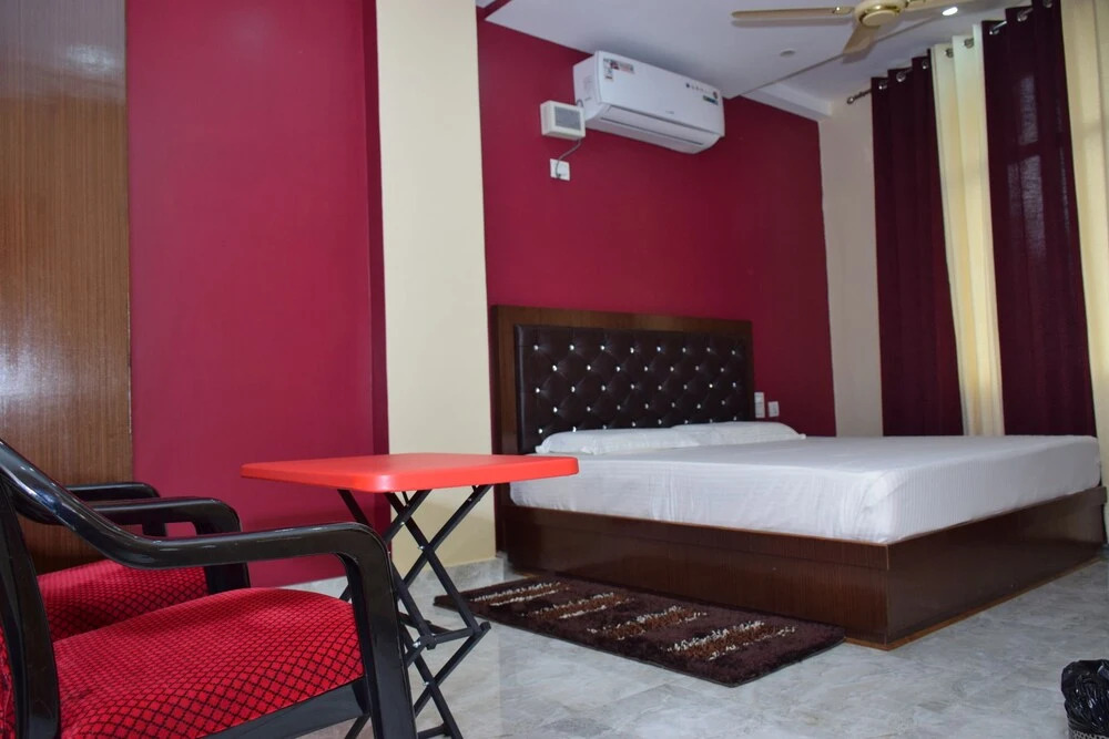 Sky Blue Hotel