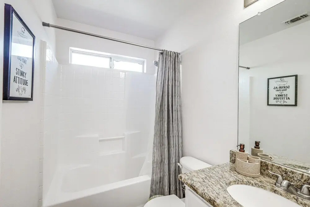 3 Mi to Dfw: Pet-friendly Euless Home