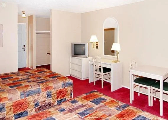 Rodeway Inn Longview