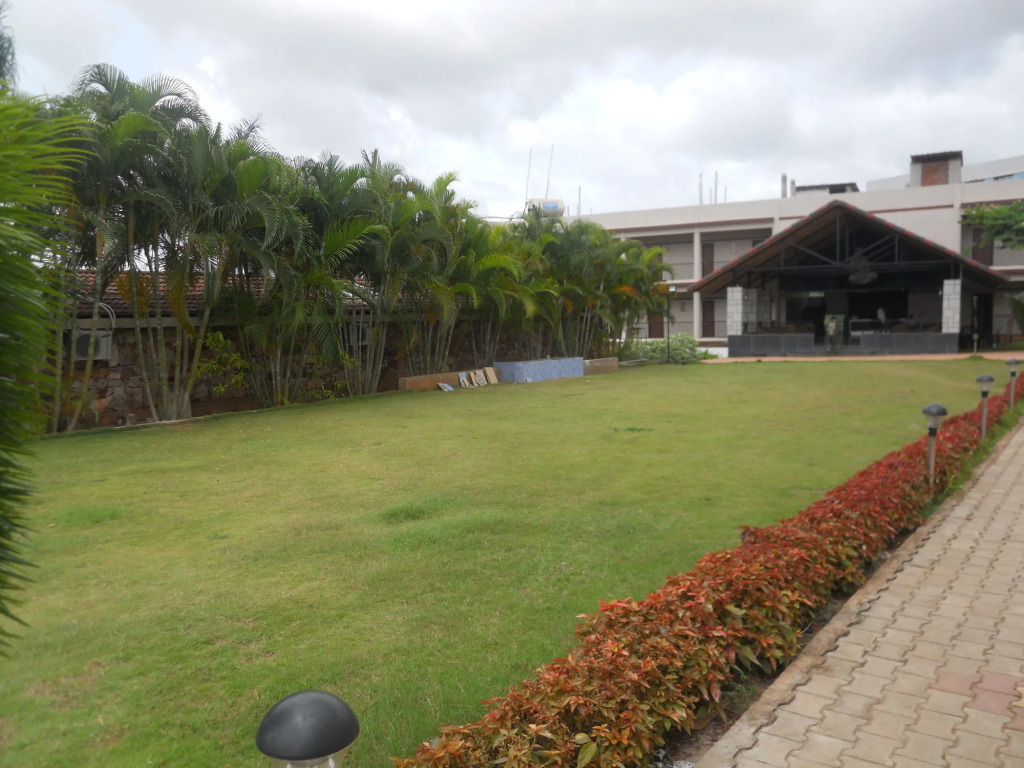 Cotton County Club and Resort