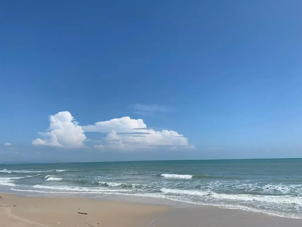 Wis Beach Khanom