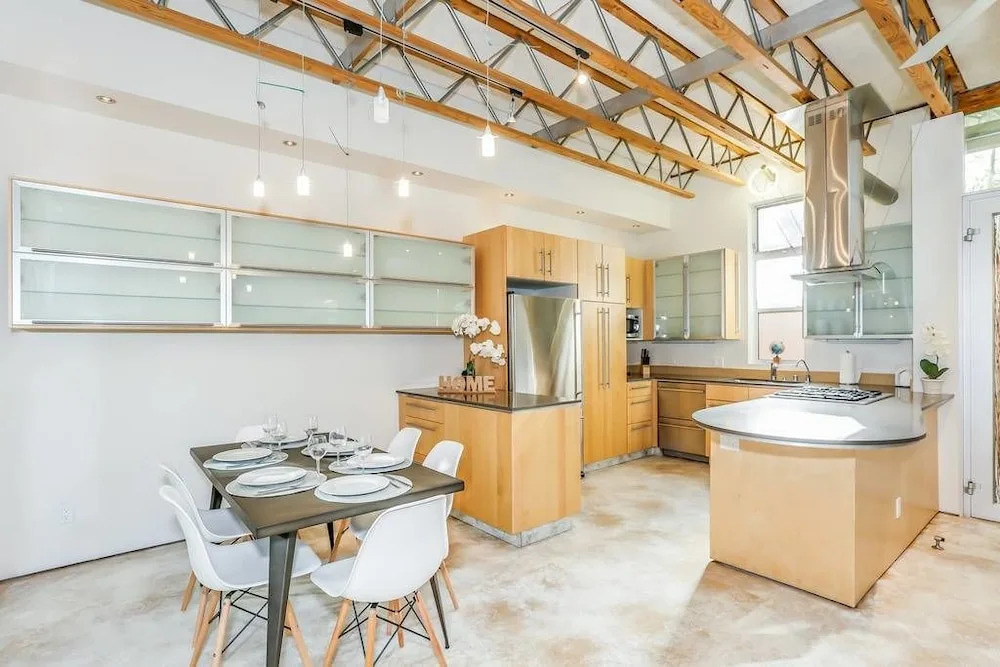 San Juan Avenue Exclusive 4BR