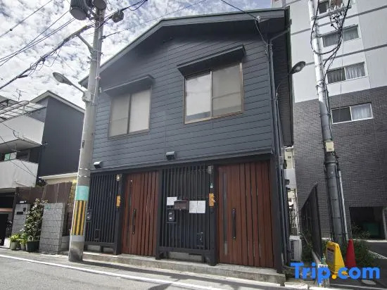 Miyu・Kobi - just 5min walk from Tsutenkaku Tower