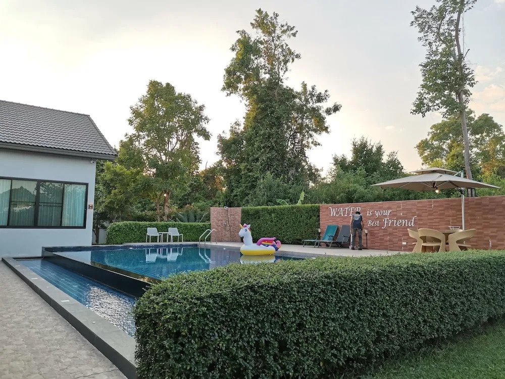 Penny-Farthing Private Pool Villa