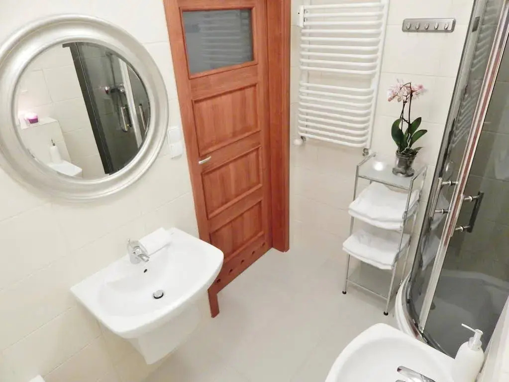 Aravel Old Town Apartments