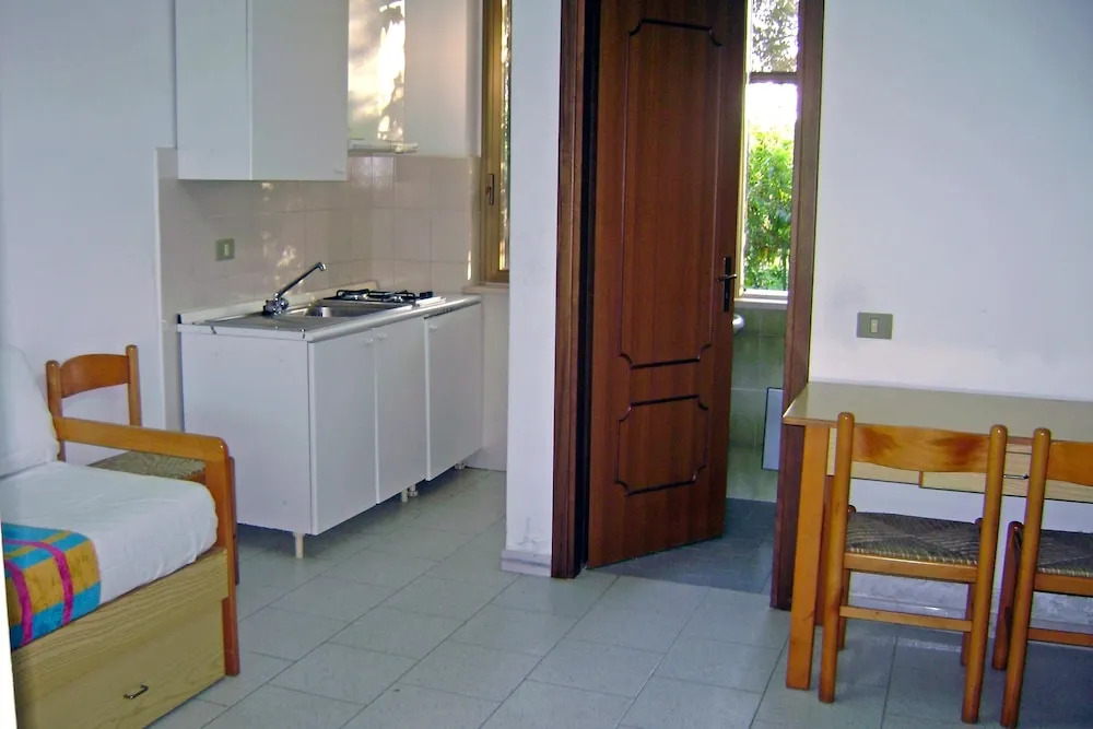 Villaggio Camping Castelvetere