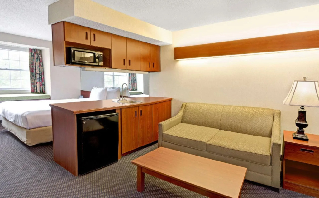 Microtel Inn & Suites by Wyndham Perimeter Center