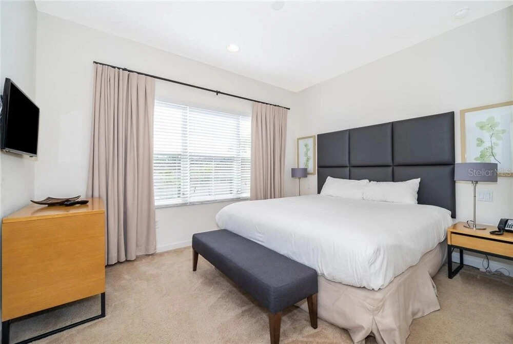 Charming 3 Bd w/ SPA close to Disney @ Regal Oaks 2649