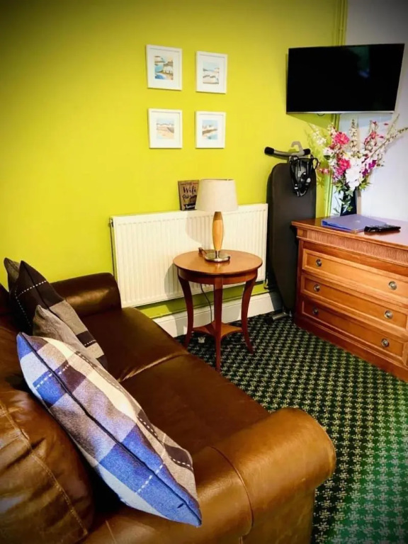 Fleur De Lis Hotel