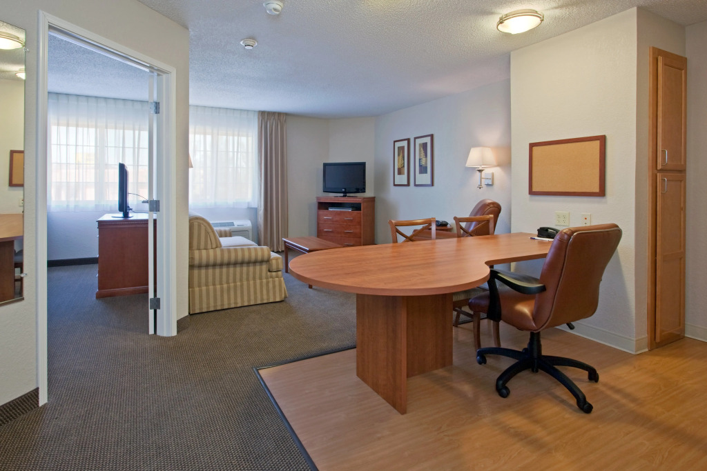 Candlewood Suites Nogales by IHG
