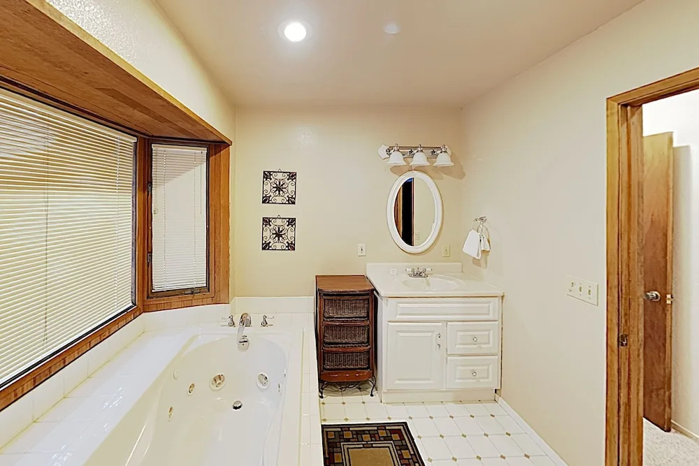 New Listing! Alpine Gem W/ Game Room & Hot Tub 3 Bedroom Home