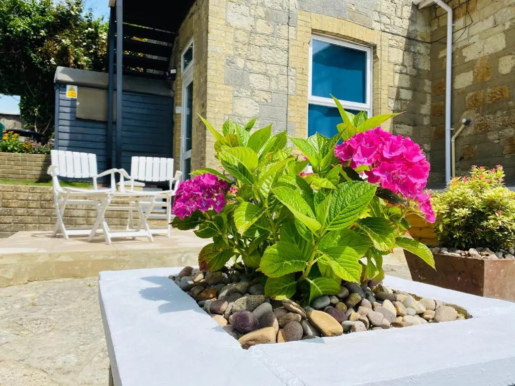 Victoria Boutique Lodge 'Edith' Sea View and Garden Apartment