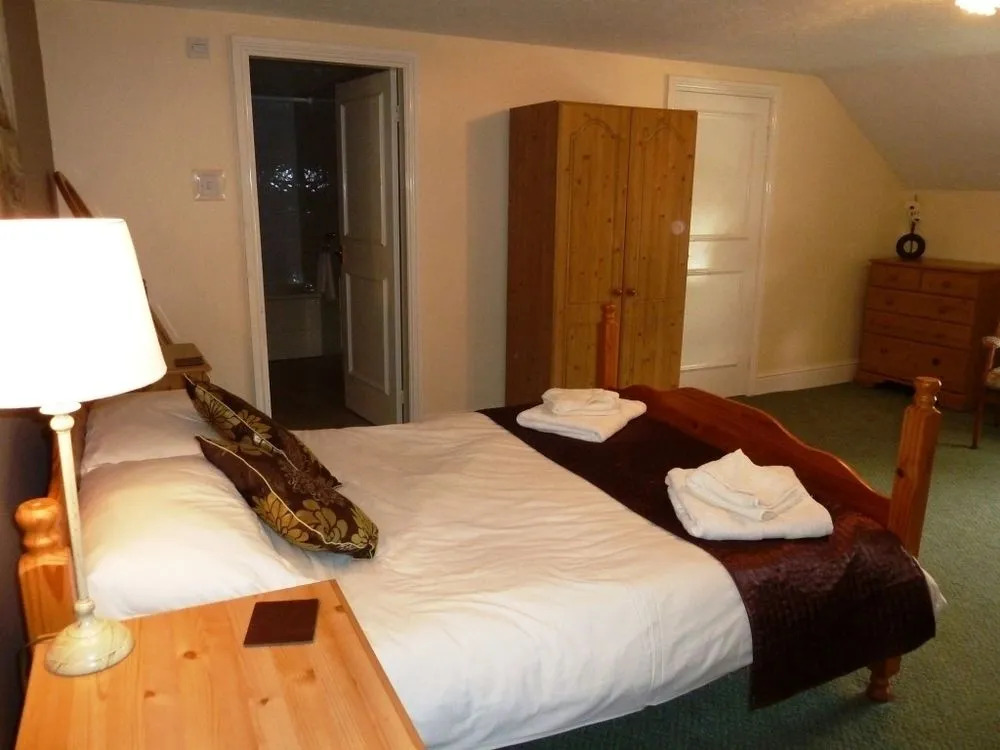 Ganton Greyhound Hotel