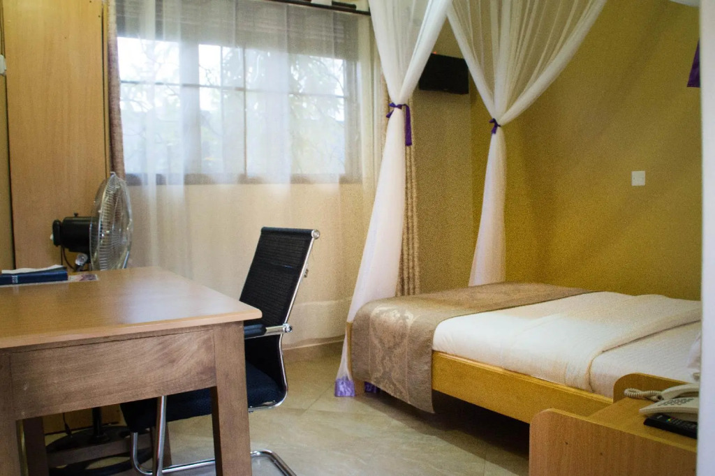 Timisha Hotel
