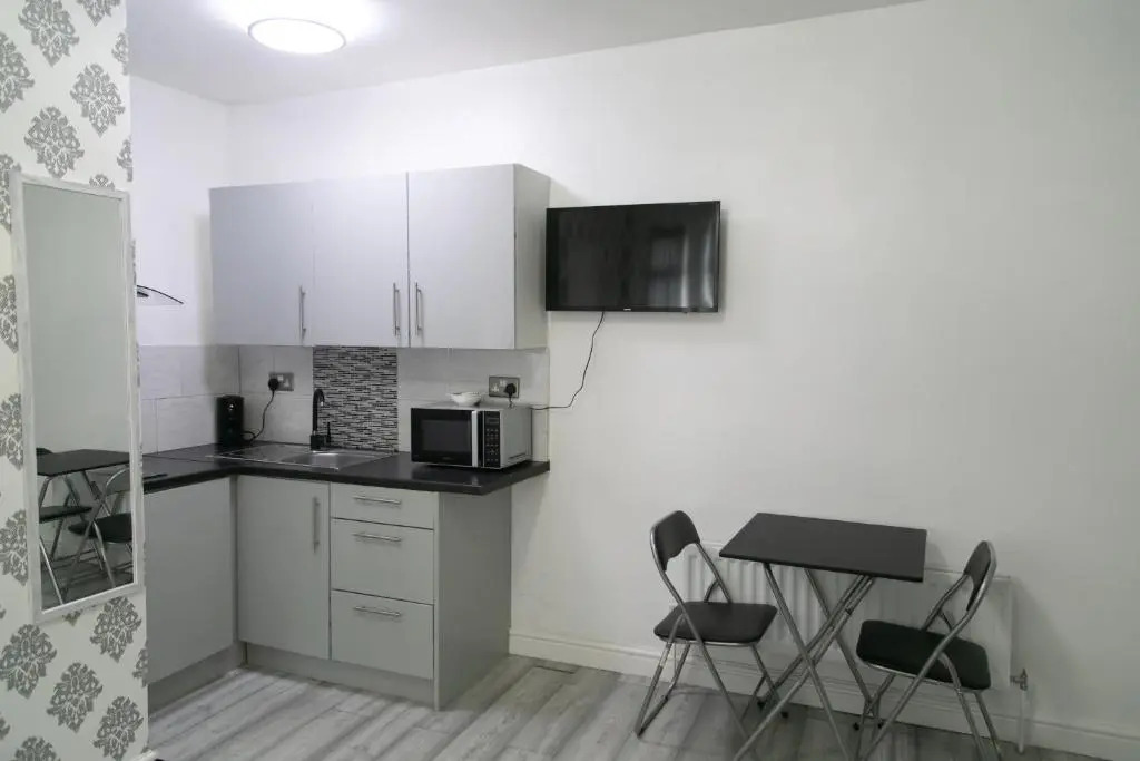 Hills View Apartments