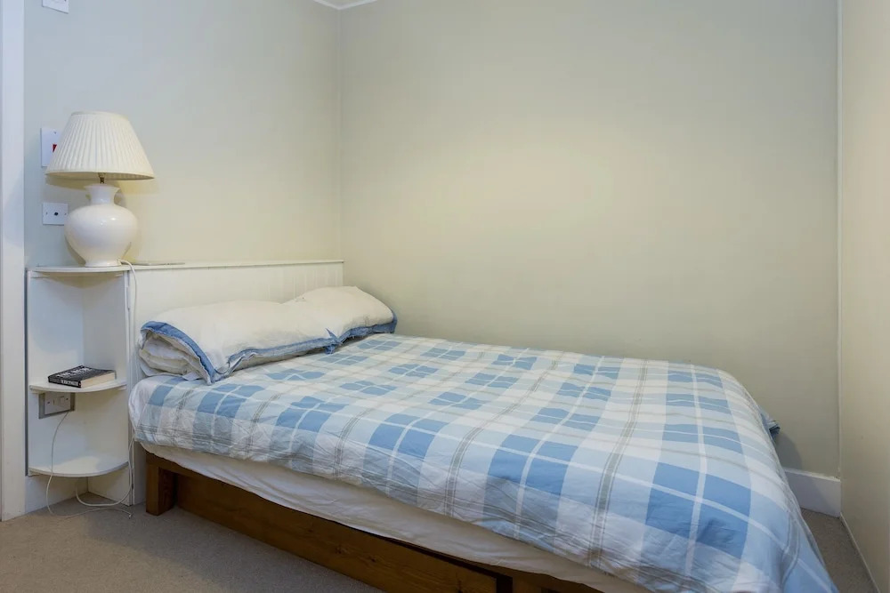 One Bedroom Flat With A Garden