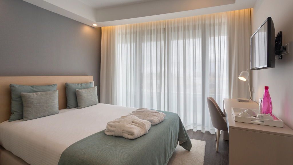 Longevity Health & Wellness Hotel