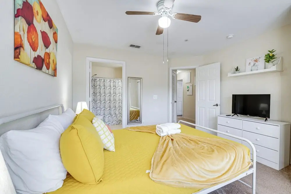 14 Mi to Disney World: Kissimmee Condo w/ Perks!