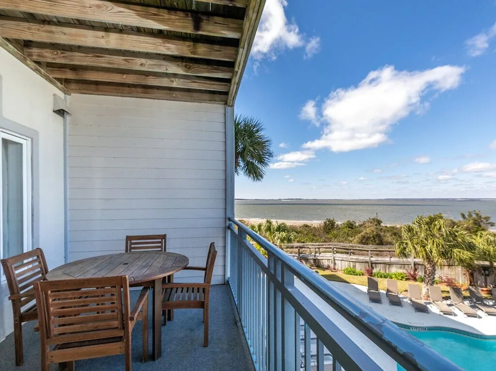 Bay View Villas 106