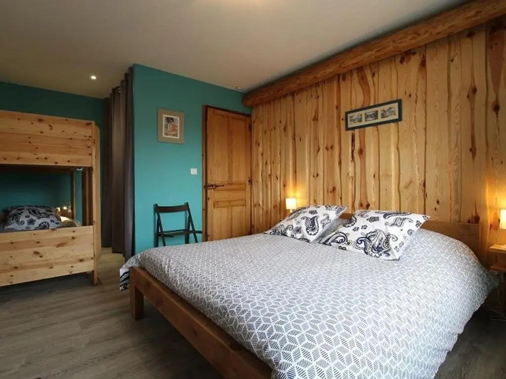 Grand gîte cosy avec terrasse, jardin et jeux à Boisset, proche villages médiévaux et loisirs nature - FR-1-582-246