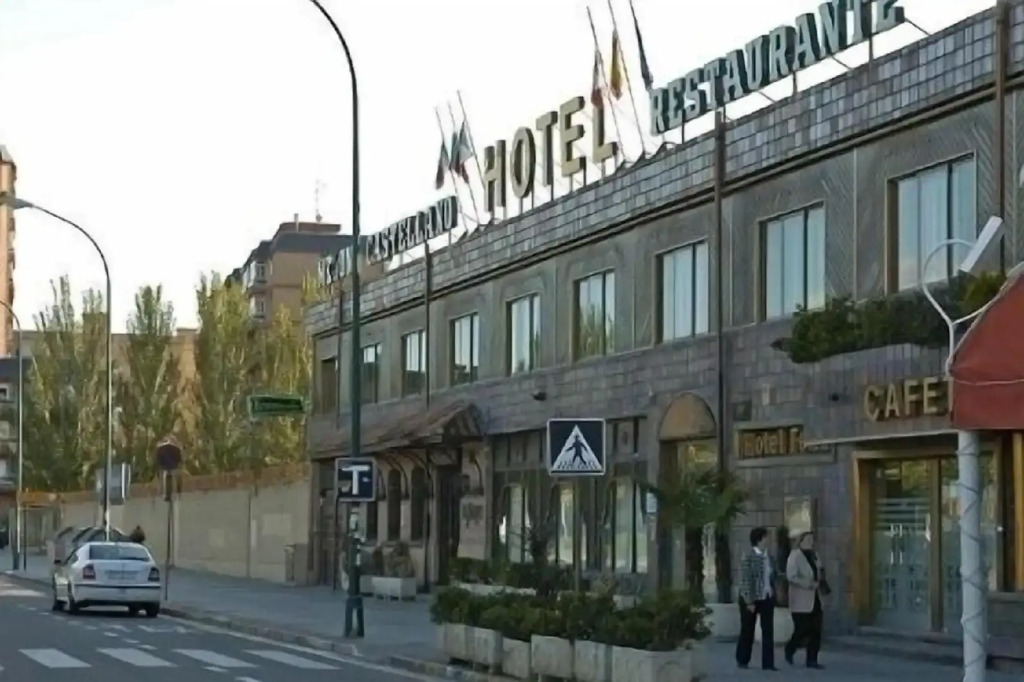 Hotel Feria