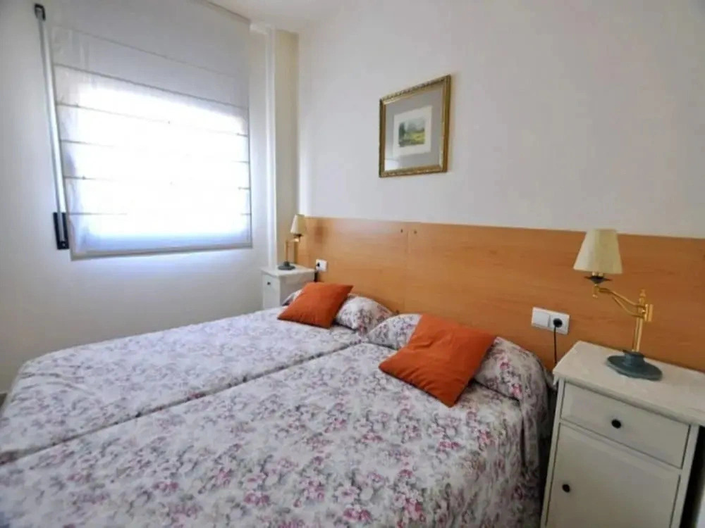 Apartment in Roses With Balcony, Pool-view