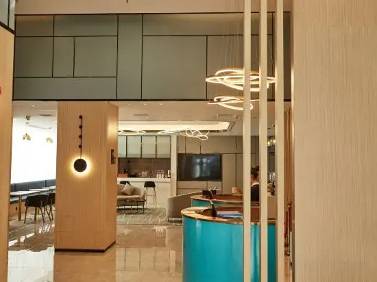 Wuhan Bilang Jia Hotel (Optics Valley Financial Gangbei Subway Station)