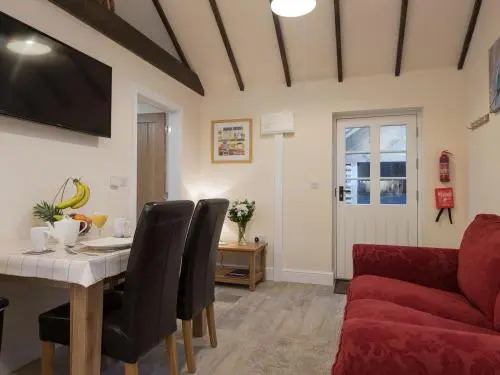 Kingfisher Cottage