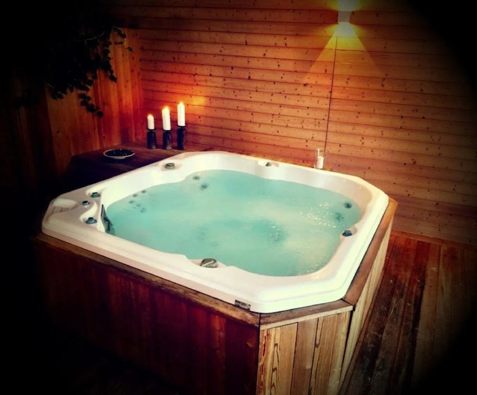 "CHALET dei FIORI" room & apartment