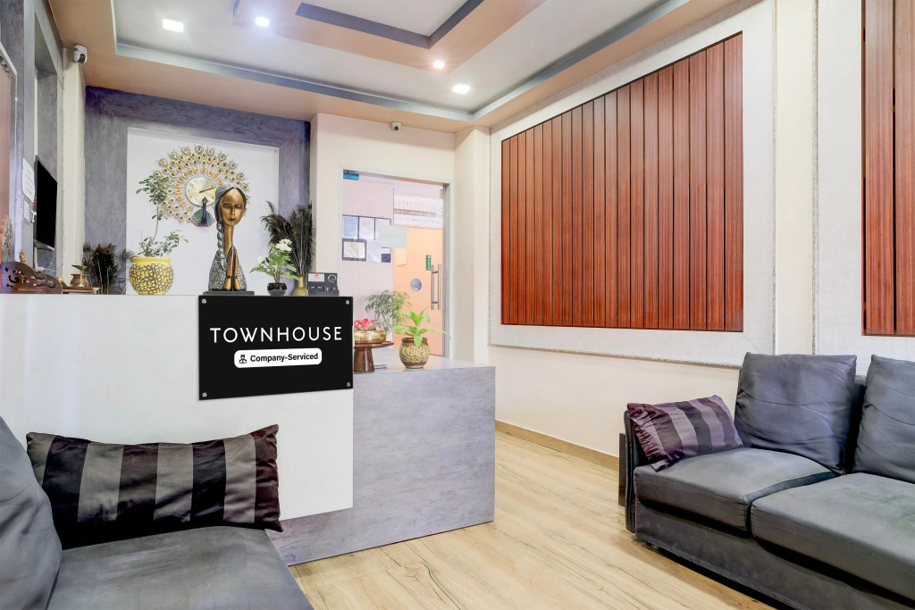 OYO Premium Beltola Tiniali