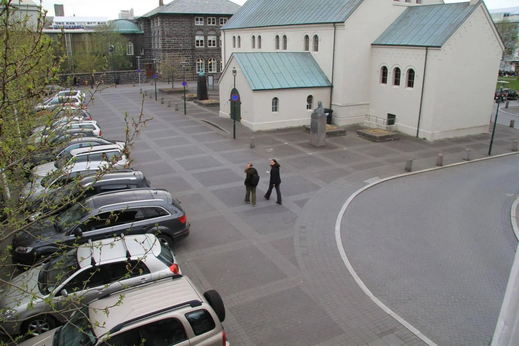 Skolabru Guesthouse