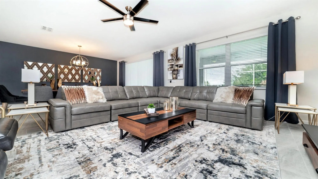 Spacious 9BR Home With Private Pool SPA Golf View