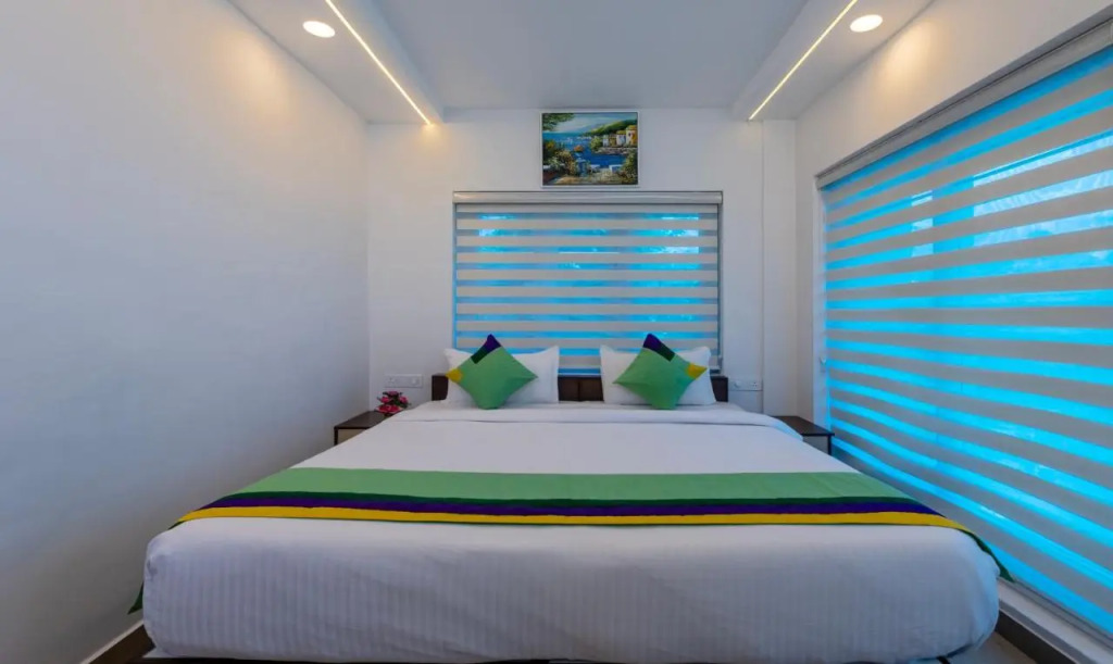 Thejas Houseboat Premium Three