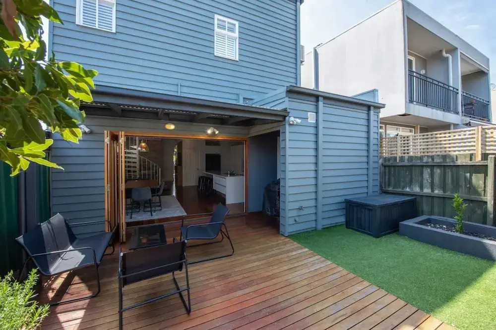 Renovated 3 Bedroom Family Home in Richmond With Parking