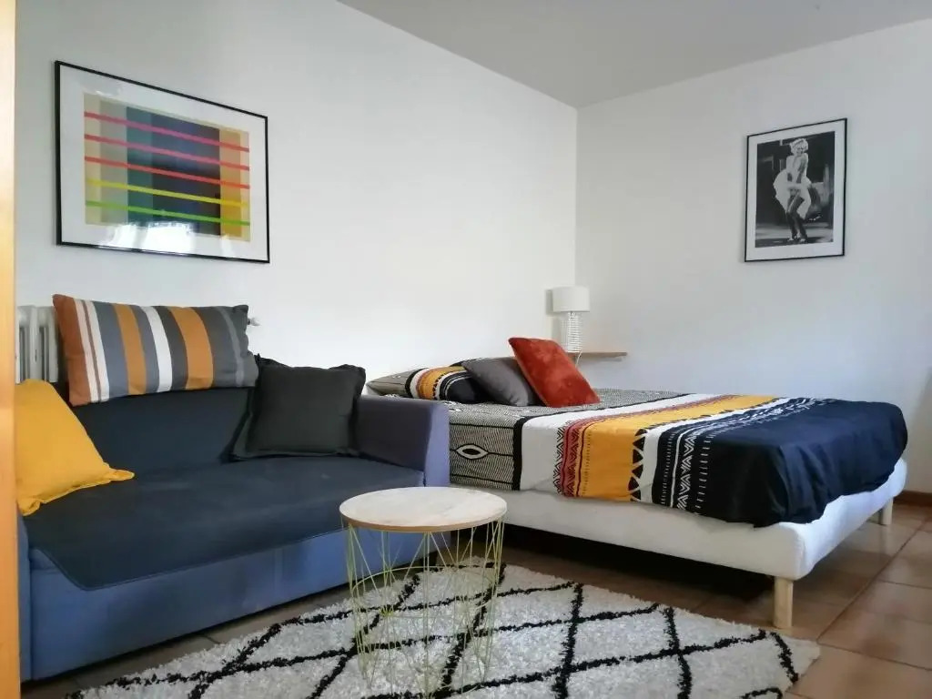 Studio meublé au vert - 3km de Périgueux