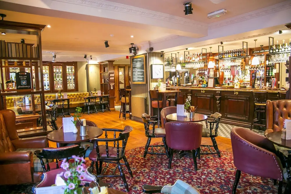 The Red Lion Hawkshaw