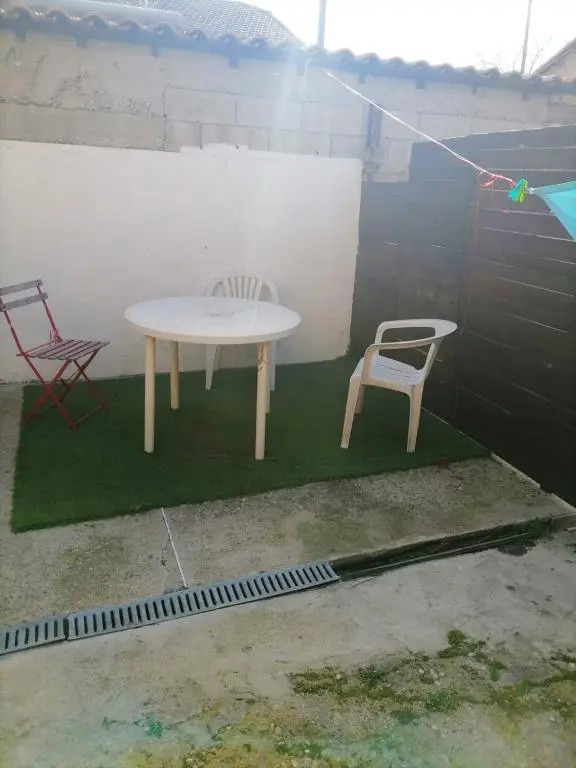 Appartement d'une chambre avec jardin clos et wifi a Avignon