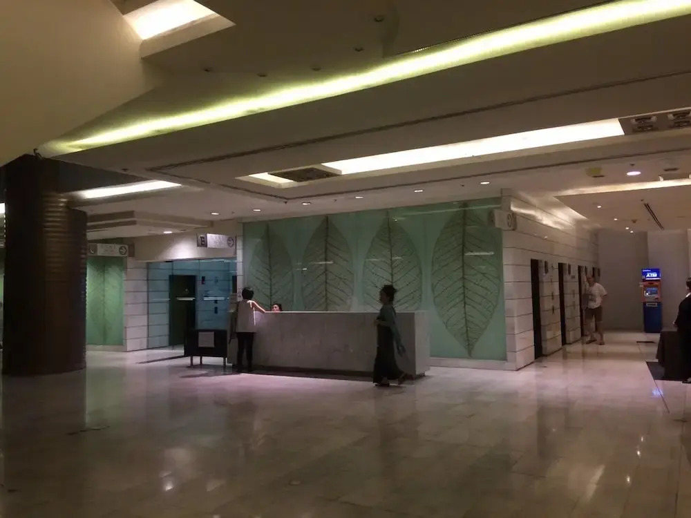 State Tower Bangkok